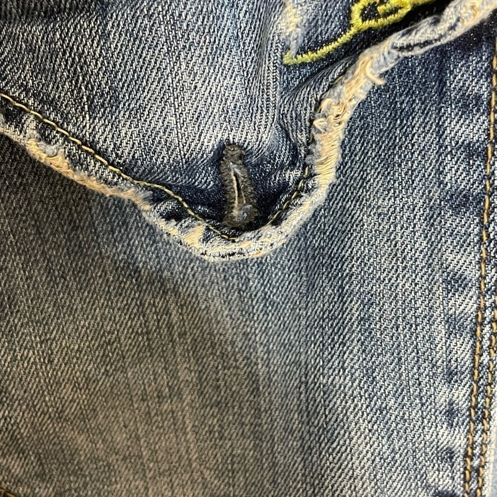 Vintage Ed Hardy Jeans Mens Size 32x31 Distressed Medium Wash Y2K Button Fly‍‍﻿﻿ - Picture 9 of 11